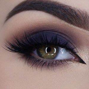 Smoky King Shimmer Eyeshadow